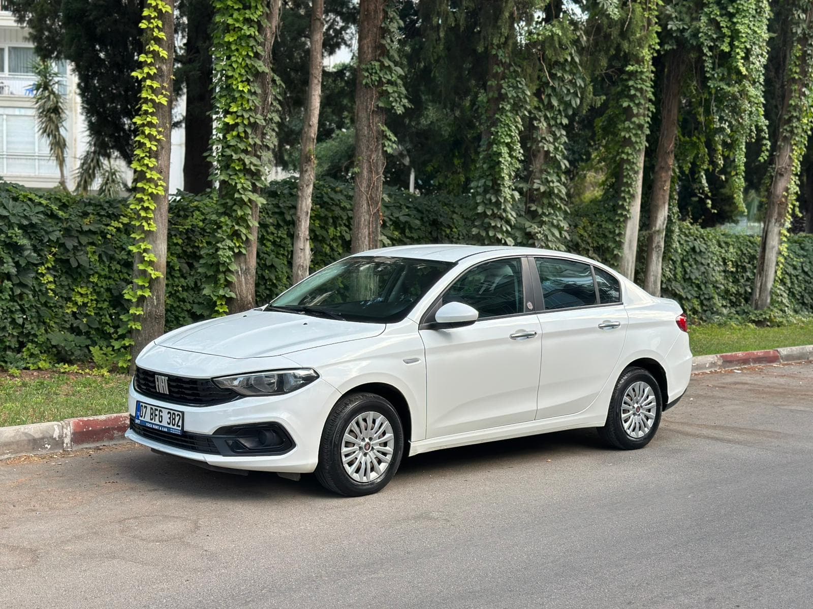 Fiat Egea Sedan — Mietwagen Antalya, monatlich